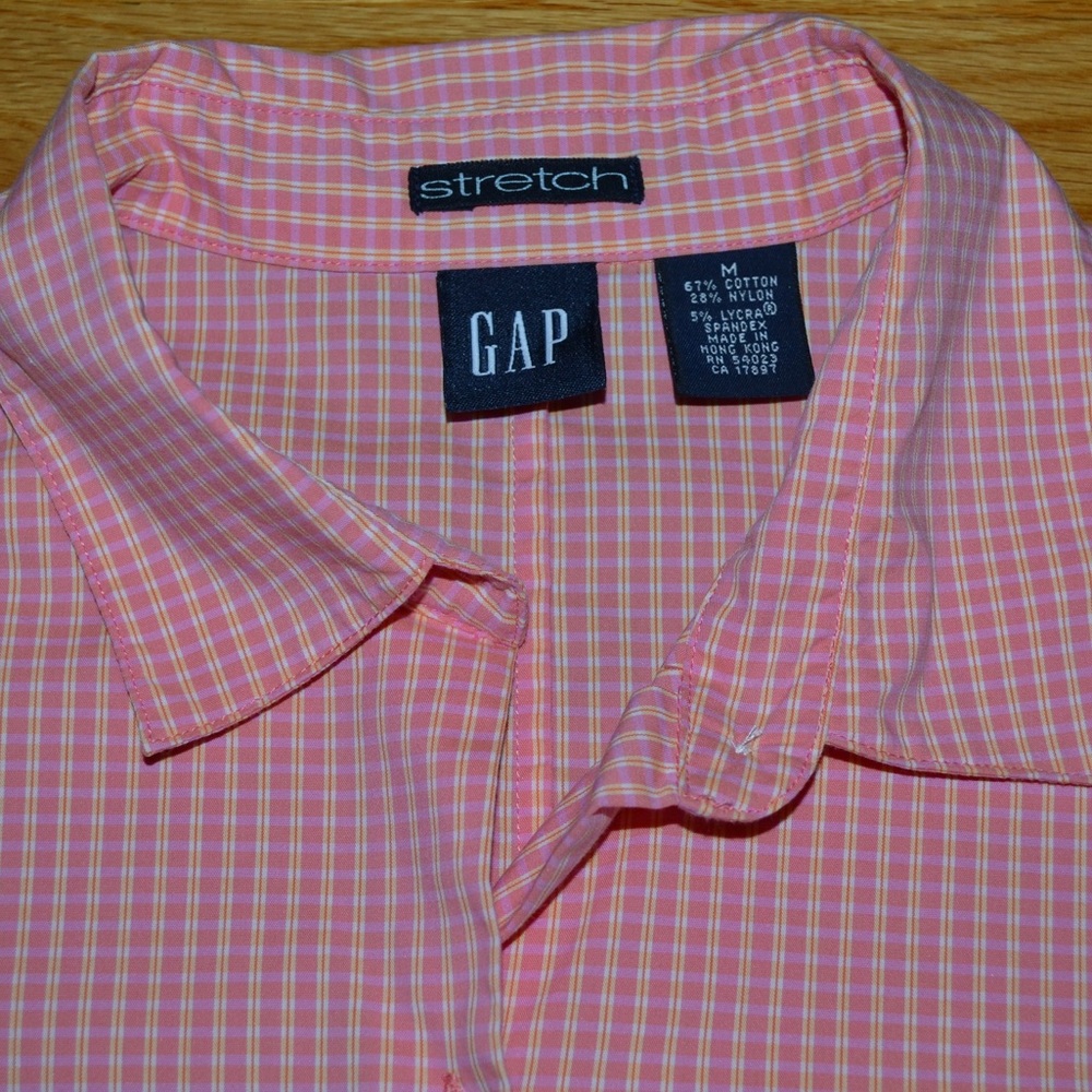 Women’s Gap Button-Down Blouse, Size Medium - image 4